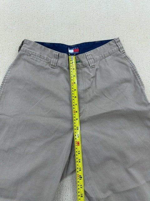Tommy Hilfiger Men's Khaki Chino Pants Size 31 Straight Leg 5-Pocket