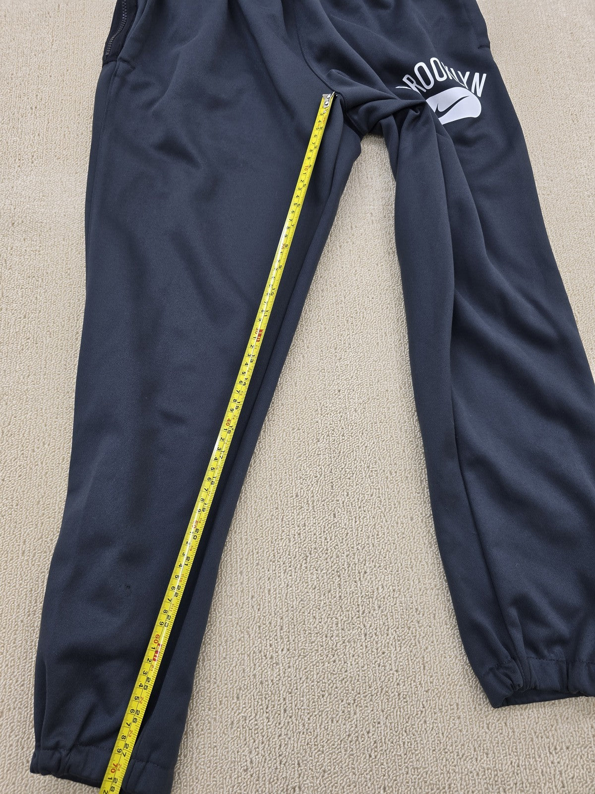 Nike Men's L Tapered Jogger Sweatpants Black Dri-FIT Drawstring
