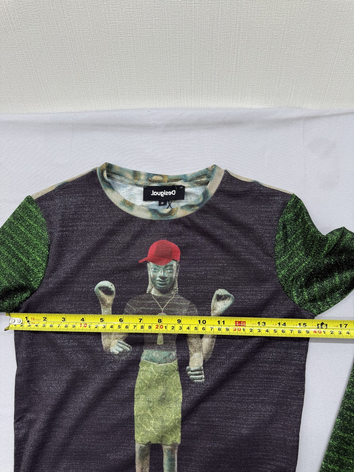 Desigual Multicolor Graphic Long Sleeve T-Shirt Size Small Unisex