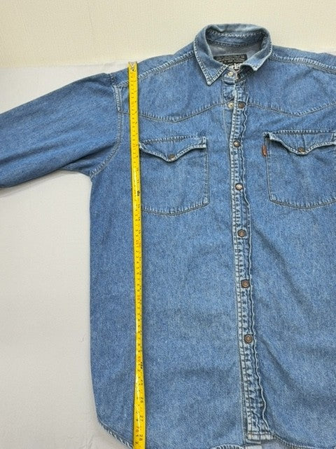 Levi's Men's Medium Wash Denim Western Shirt Size M Vintage