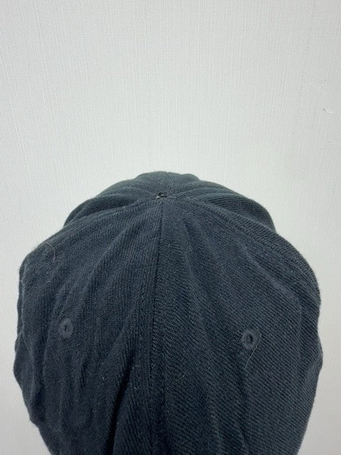 Onfield Men’s Black Baseball Cap Adjustable Size S/M Condition New