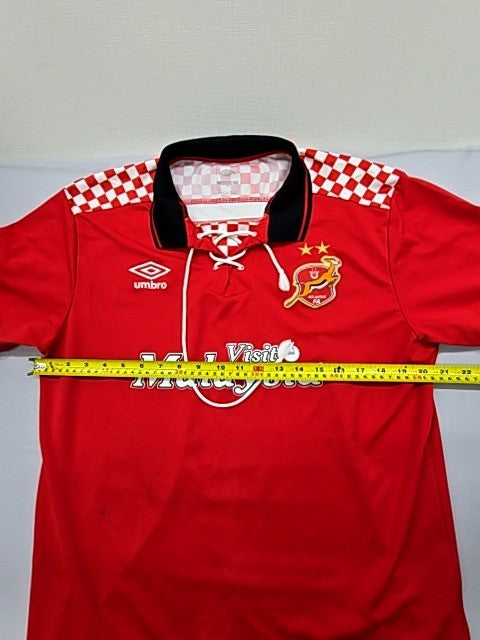 Umbro Red Checkered Soccer Jersey V-Neck 2XL Short Sleeve 100% Polyester