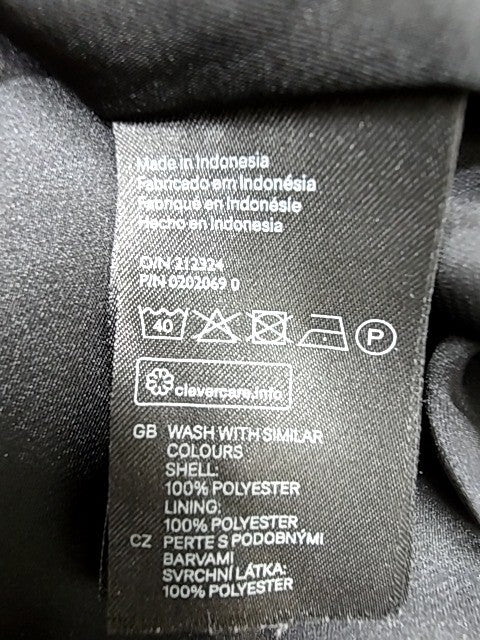 H&M Women Black Dress size 8 product image 4