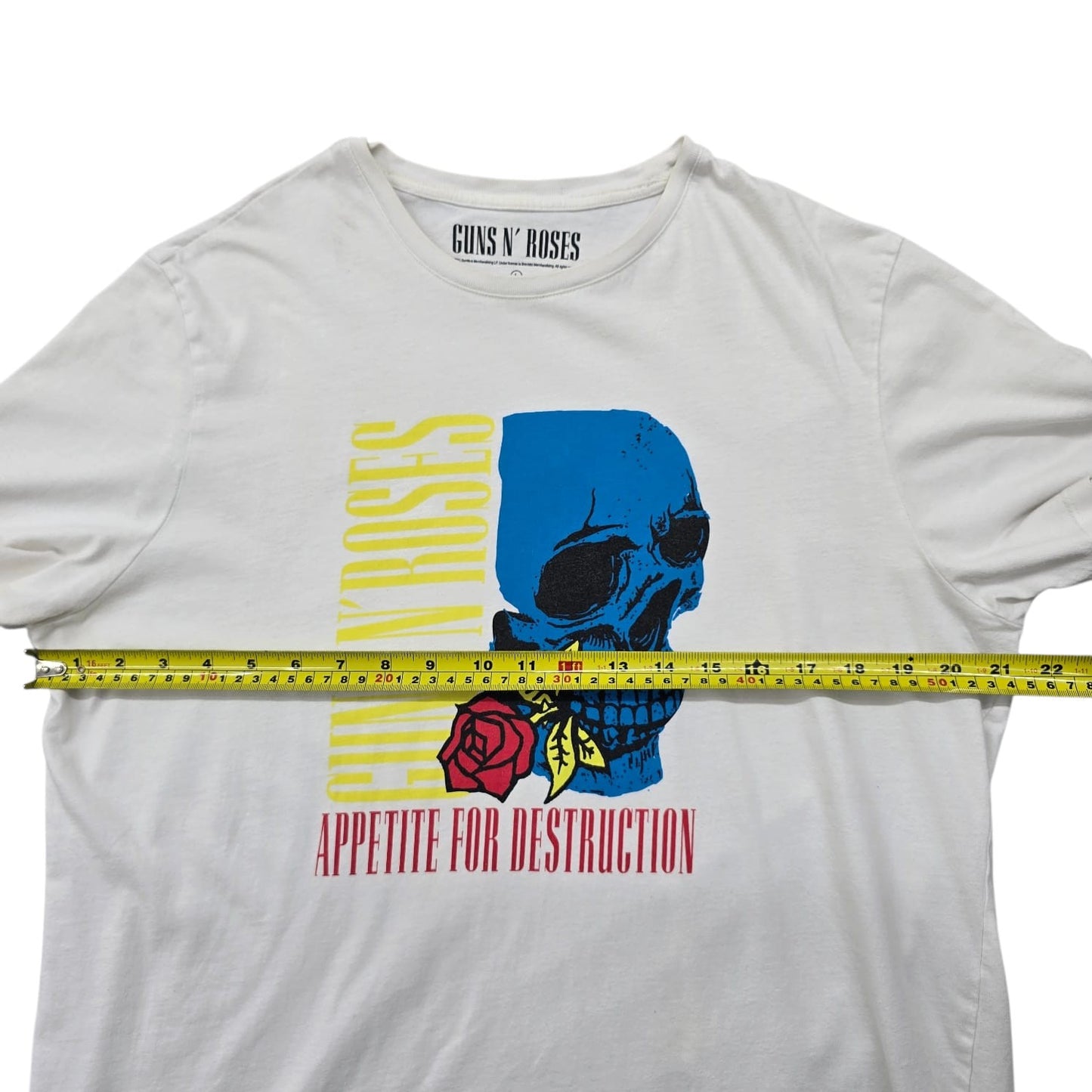 Guns N' Roses Women's White Skull Graphic T-Shirt Size L