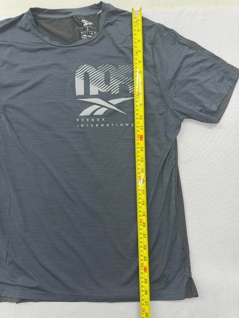 Reebok Men's Navy L Active-Chill Graphic T-Shirt Short Sleeve