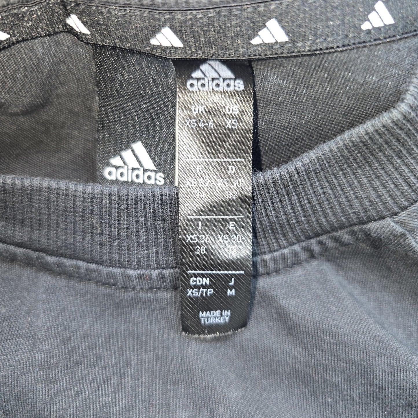 Adidas Unisex Black T-Shirt size M product image 4