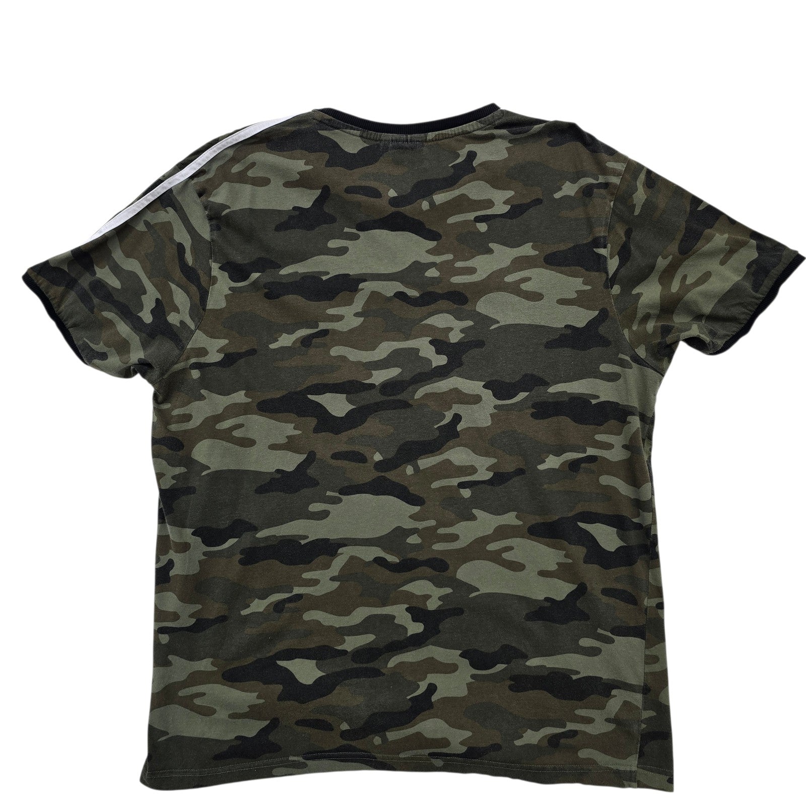 Adidas Men T-Shirt size XXL product image 2