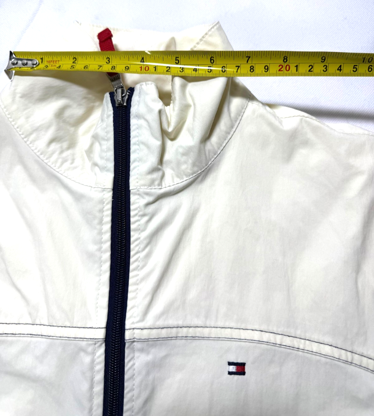 Tommy Hilfiger Men's Lightweight Active Water Resistant Hooded Rain Jacket - S