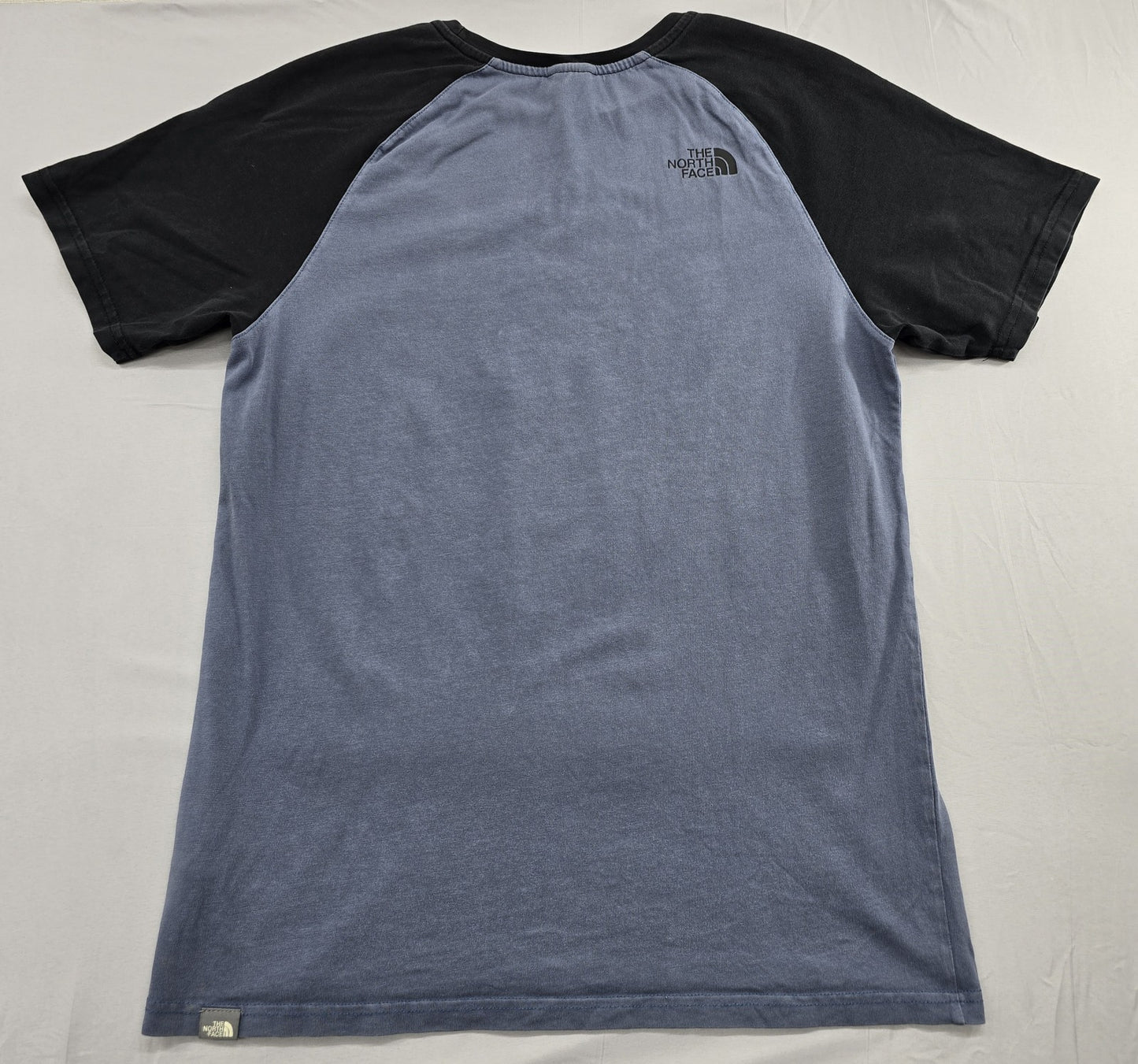 The North Face Men's Navy Raglan Short Sleeve T-Shirt M
