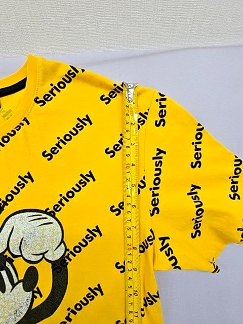 Disney Mickey Mouse Yellow M Short Sleeve 100% Cotton Tee