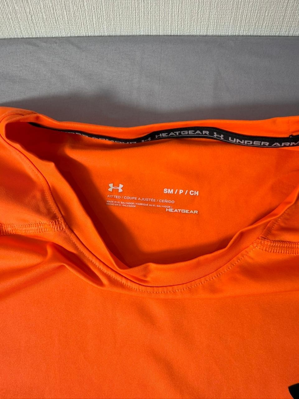 Under Armour Men's Orange HeatGear Fitted T-Shirt Short Sleeve Size S