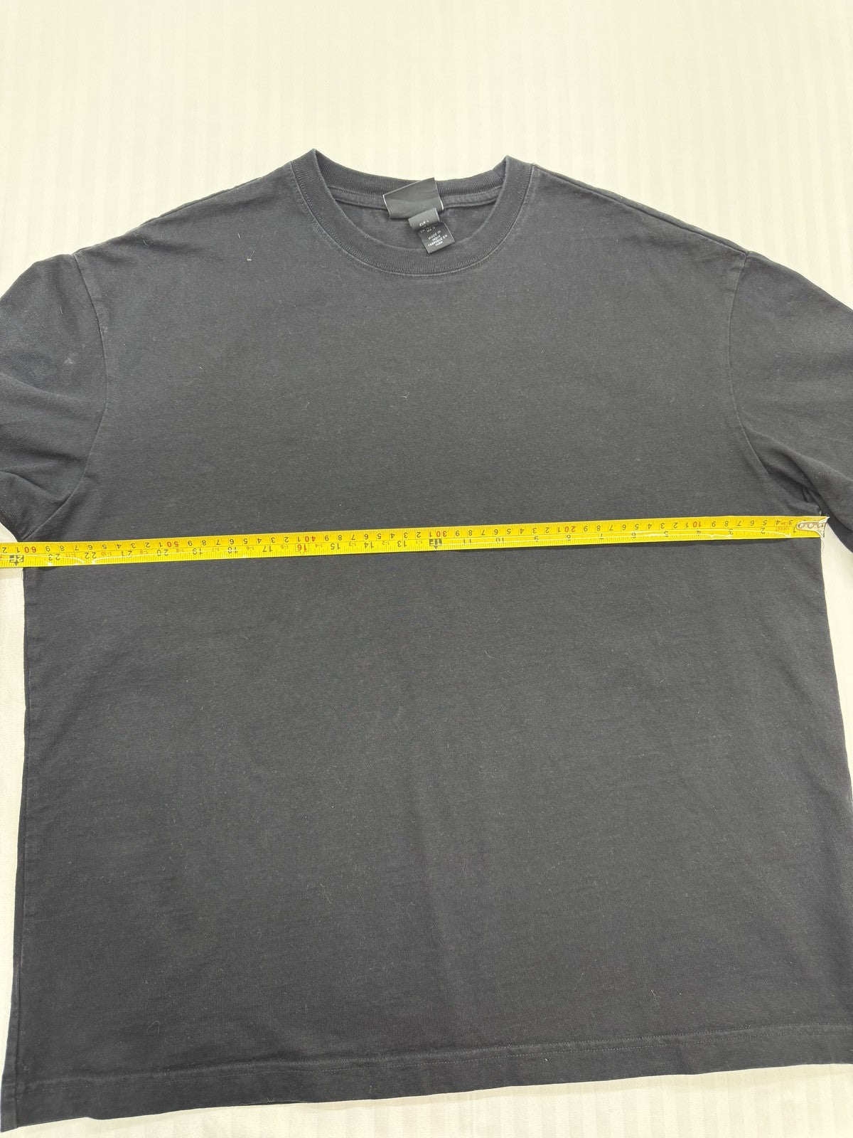 H&M Men Black T-Shirt size L product image 6