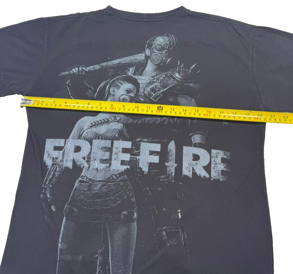 Black Free Fire Graphic Print T-Shirt Unisex - Size S