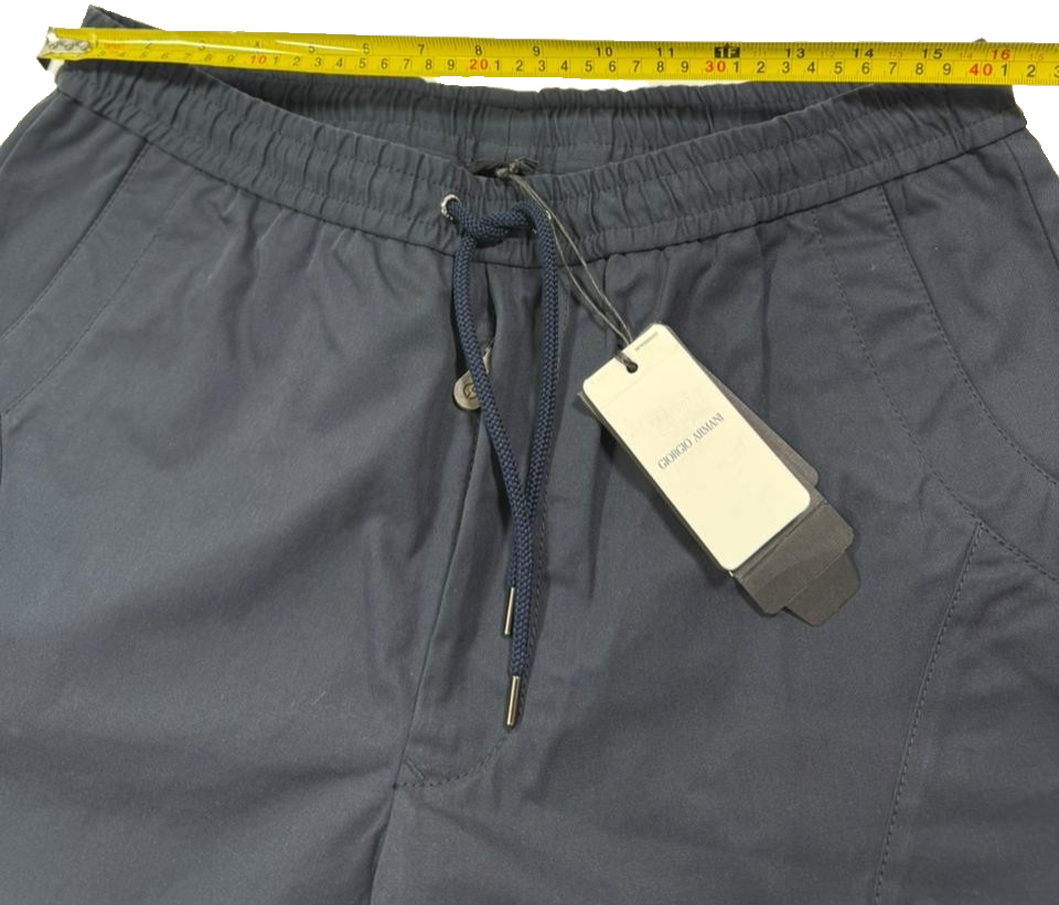 BNWT Armani Men's Navy Blue Shorts With A Drawstring - Size 46