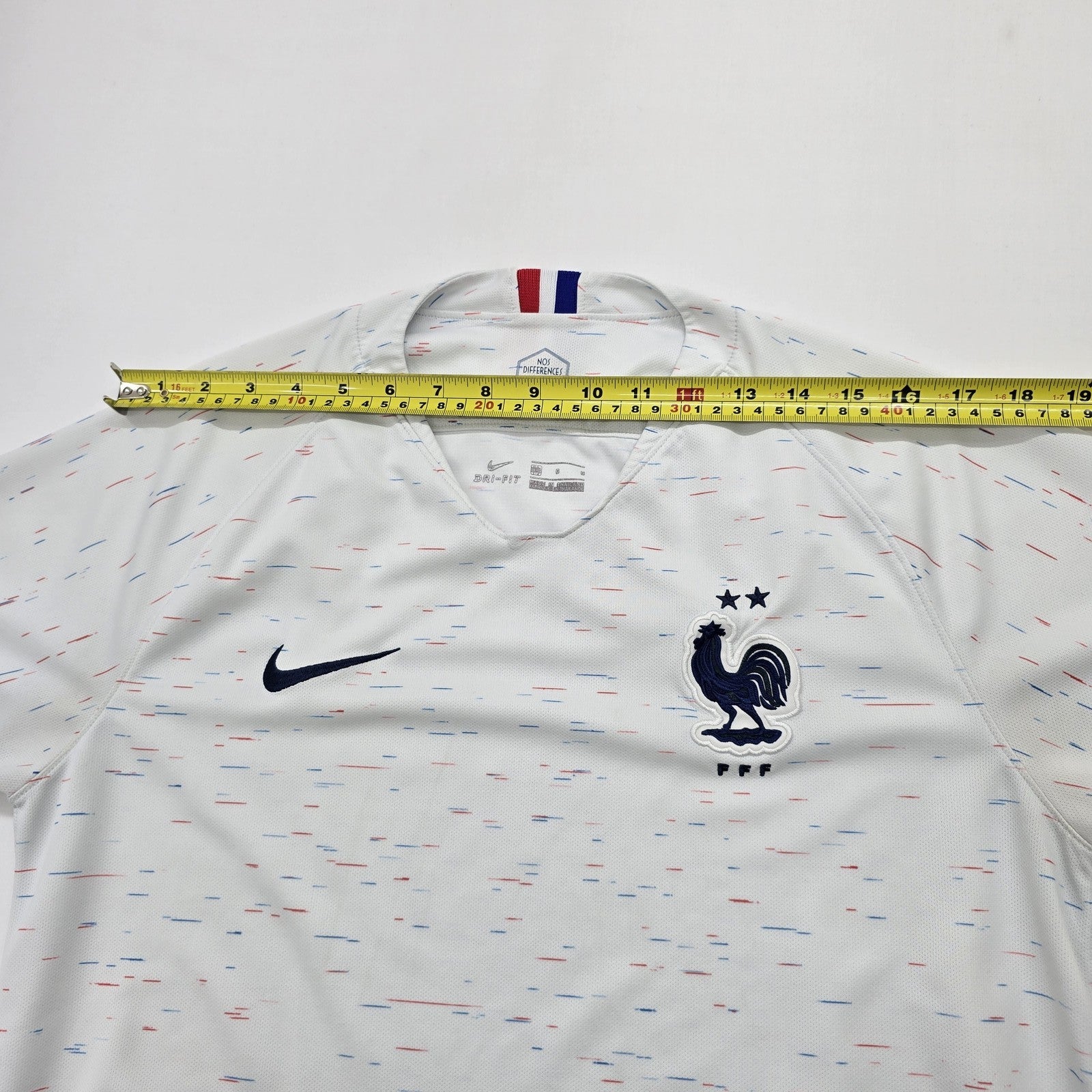 Nike Men White T-Shirt product image 4