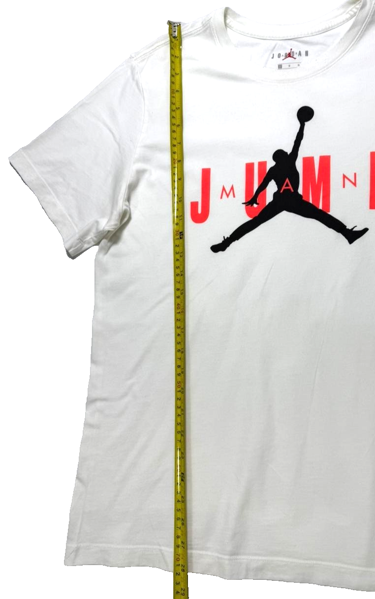 Pre-loved Jordan Jumpman Crew T-Shirt in white — regular fit, cotton, Size L. 16% off retail. Authenticity guaranteed. Shop now at Artistic Haul UAE.