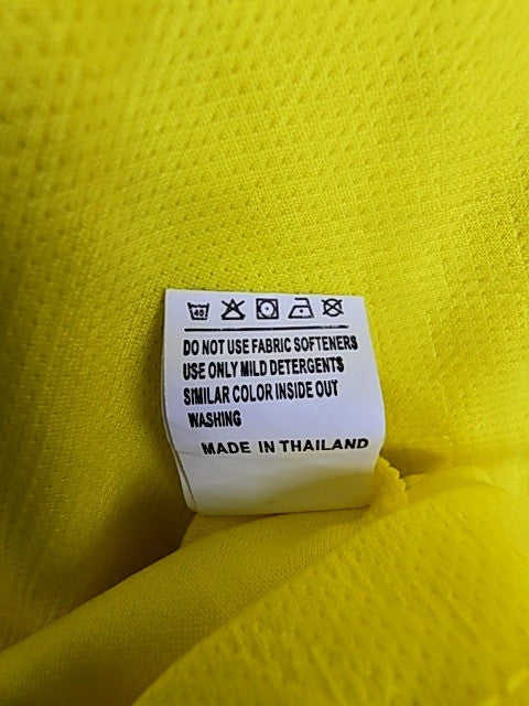 Nike Men's Yellow Dri-FIT Football Shirt Size M Short Sleeve