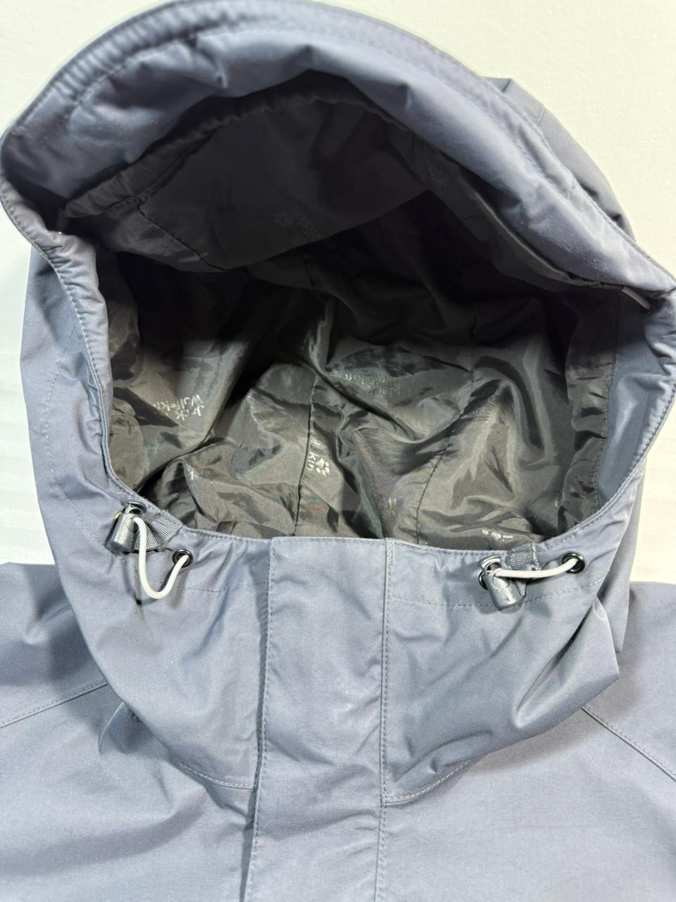 Jack Wolfskin Men's Gray Hooded Outdoor Waterproof Jacket Size S