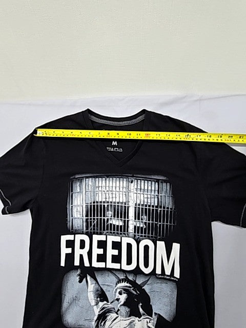 Calvin Klein Jeans Patriotic Graphic Black M Short Sleeve Cotton Tee