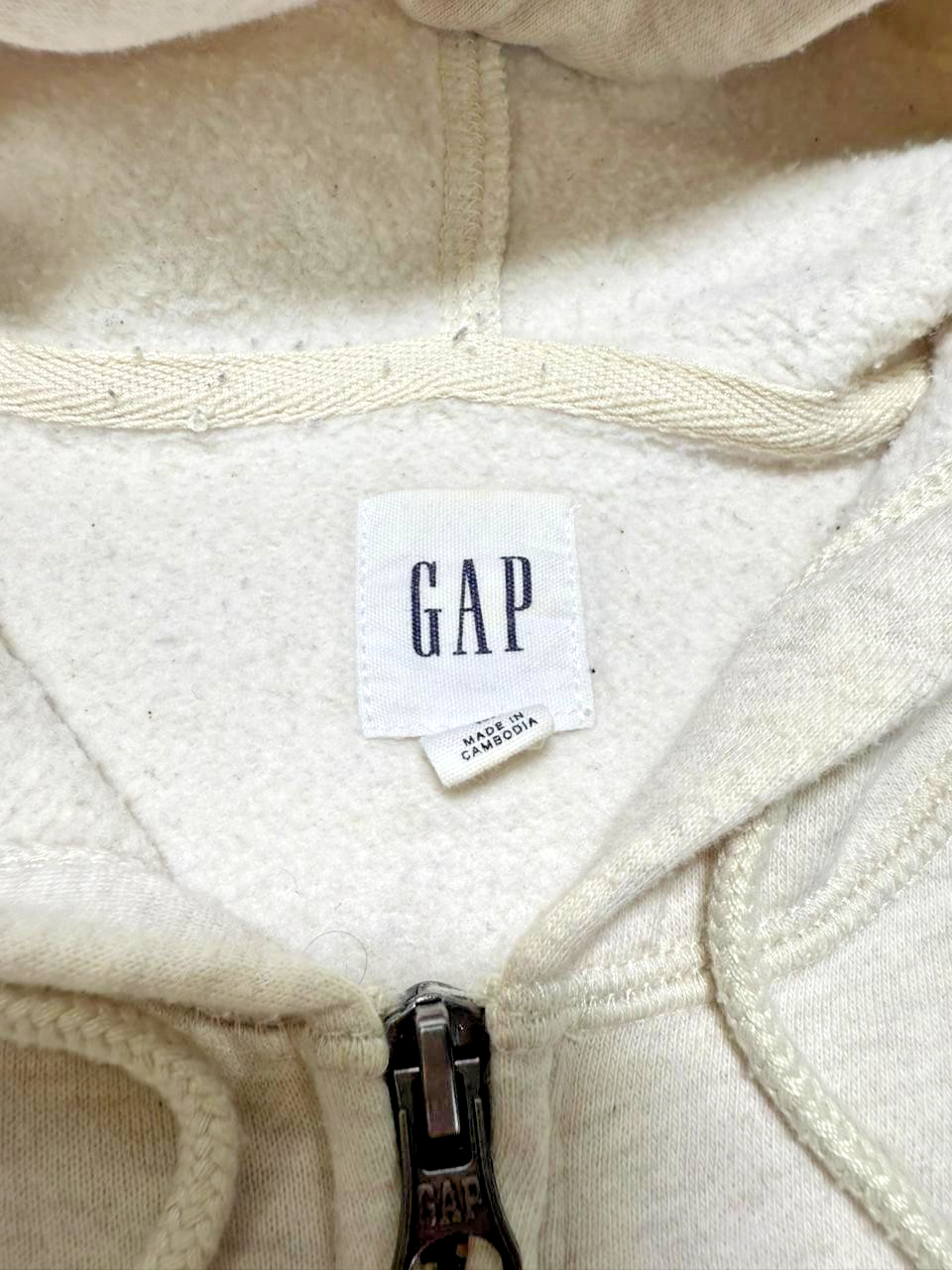 Gap Arch Logo Hoodie For Men - Size M