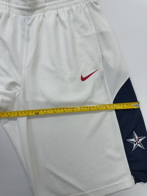 Nike Boys White Athletic Shorts Elastic Waist Size L Relaxed Pockets