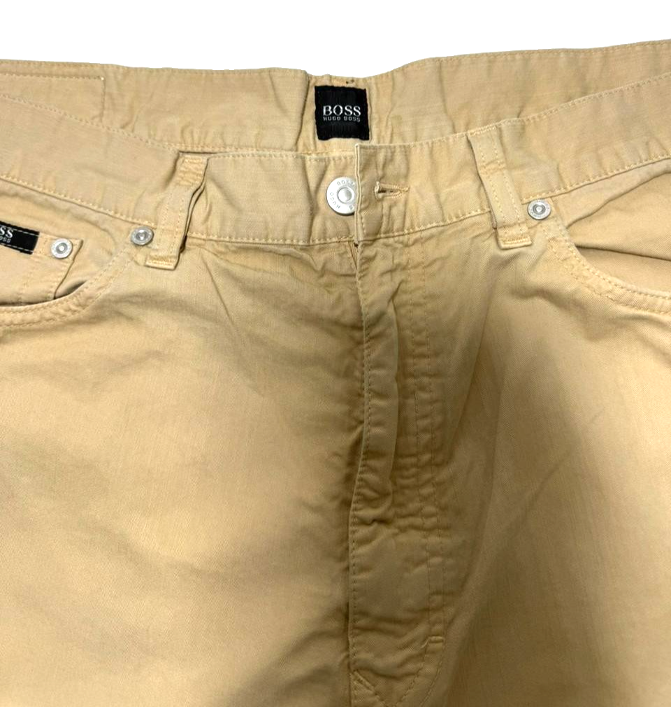 Hugo Boss Arkansas 1 Regular Fit Cotton Chino Jeans In A Beige - Size 36