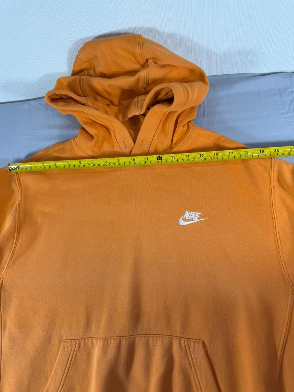 Nike Men's Orange Pullover Hoodie Fleece Lined Sweatshirt Size M
