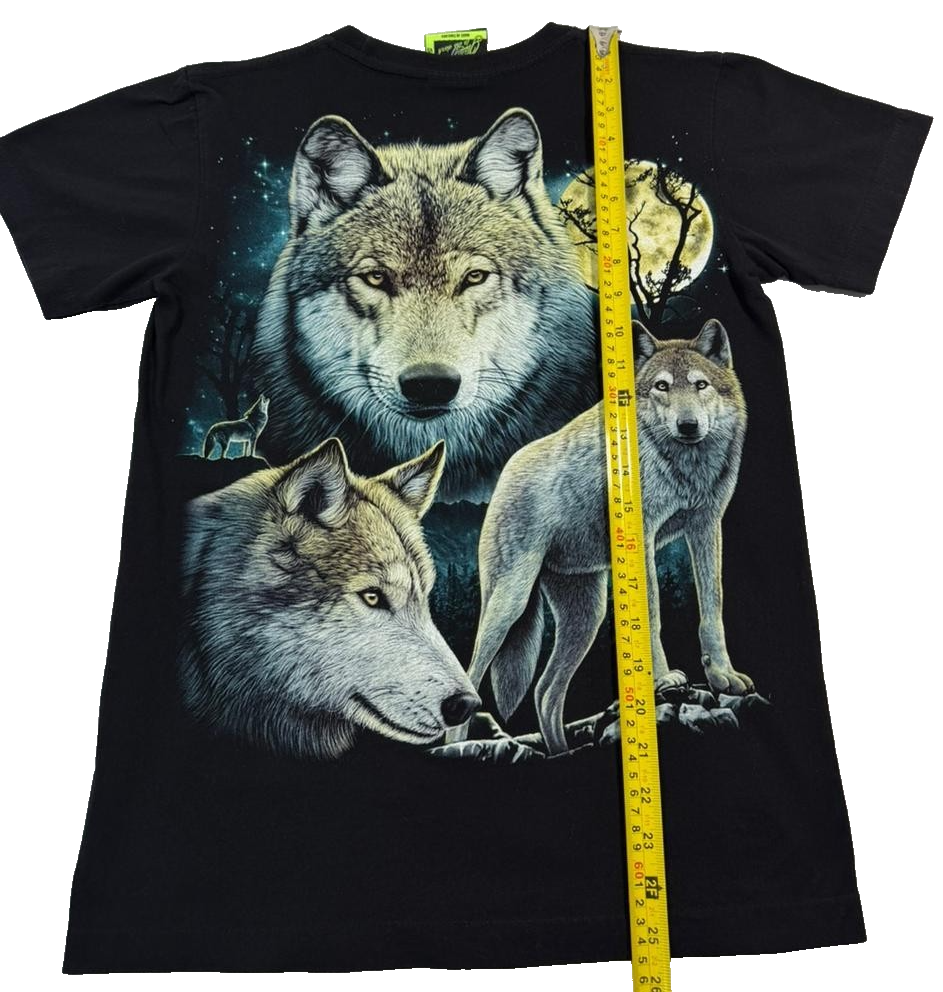 Black Wolf Graphic T-Shirt Moon Wildlife Nature Print Short Sleeve Size S
