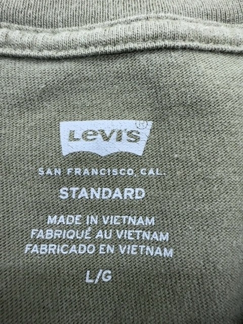 Levi's Men's Green Cotton T-Shirt Size L Standard Fit Crewneck