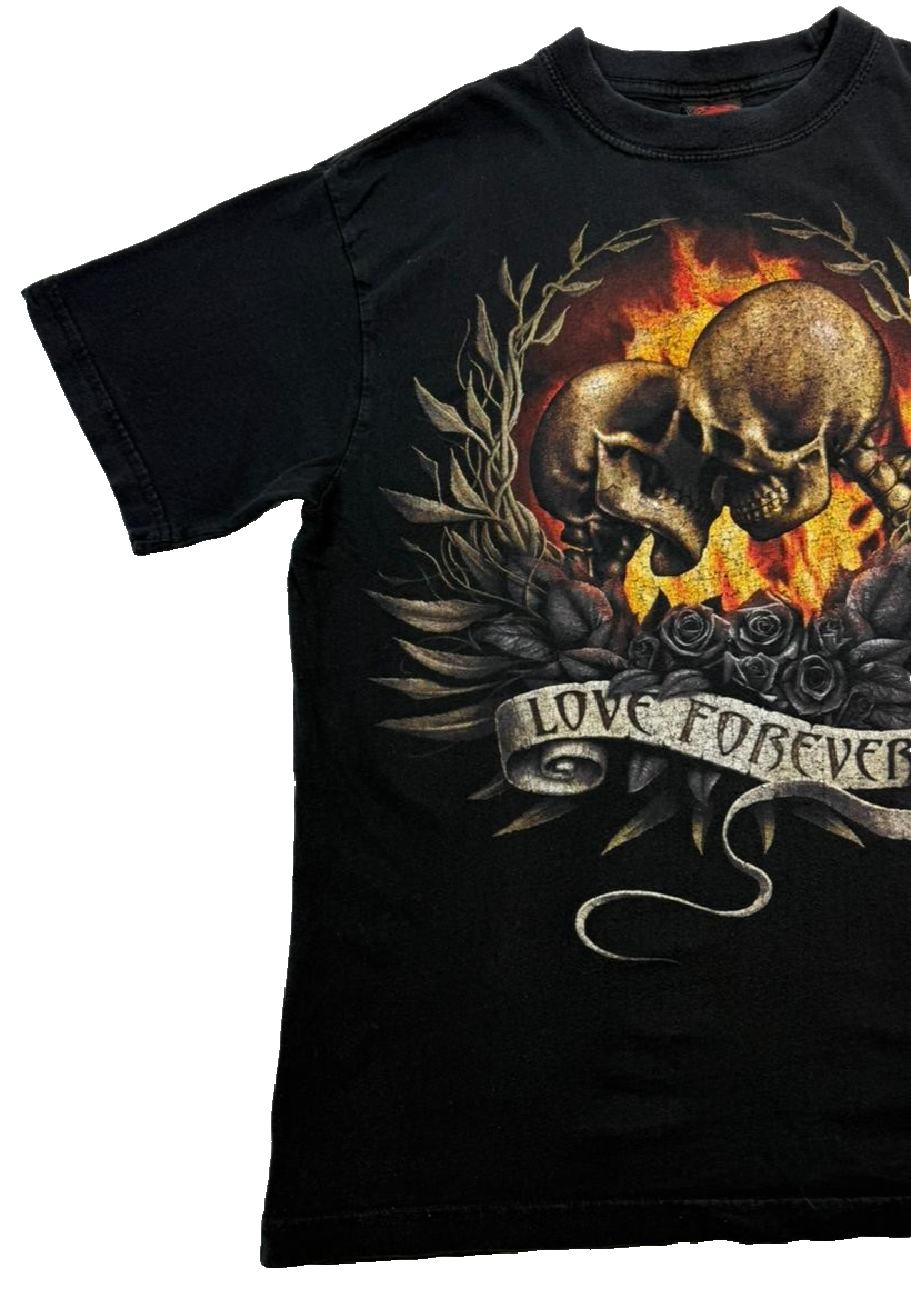 Black Short-Sleeved T-Shirt With A "Love Forever" Graphic Tee - Size M
