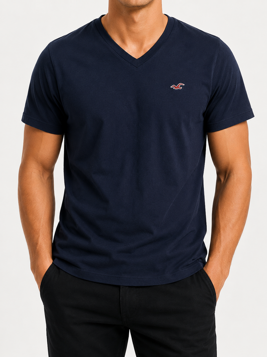 Hollister Men Navy T-Shirt size XL product image 1