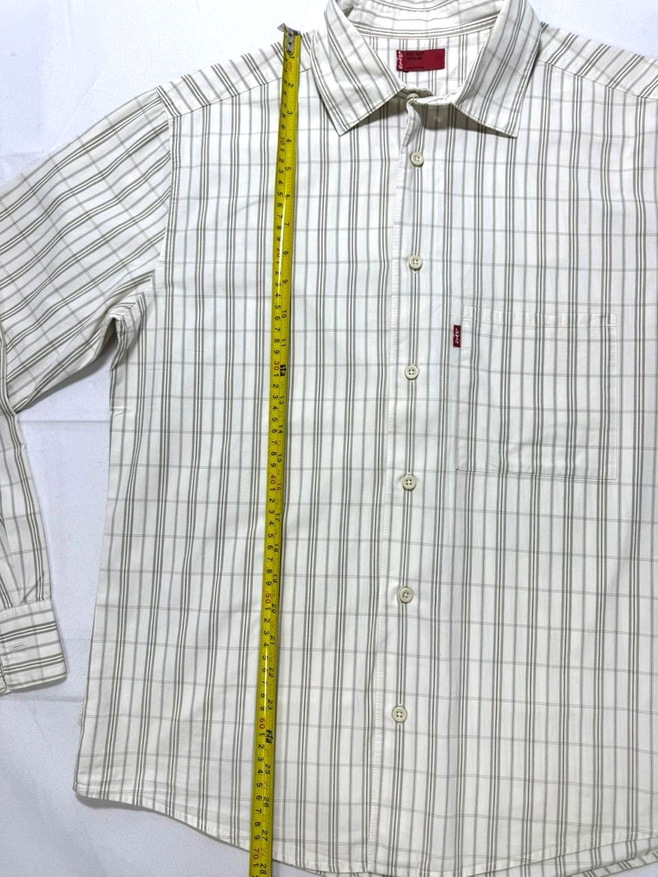 Levi'S Men's Classic One-Pocket Standard Shirt In A White, Green, And Gray Plaid