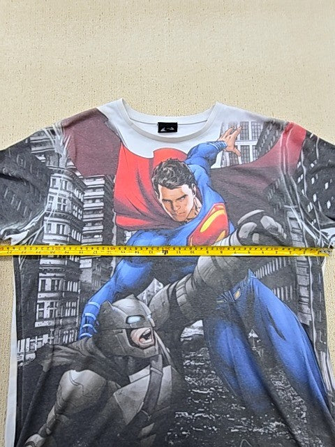 DC Comics Batman v Superman Men's XL White Graphic T-Shirt