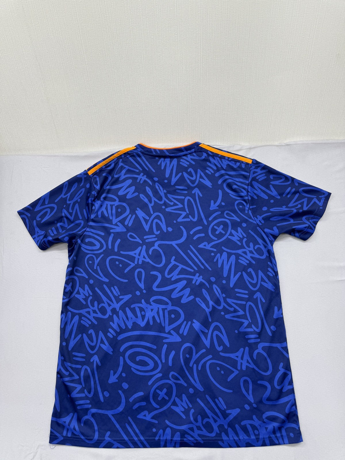 Adidas Real Madrid Graffiti Jersey XL Victory Blue 2021 PRIMEGREEN