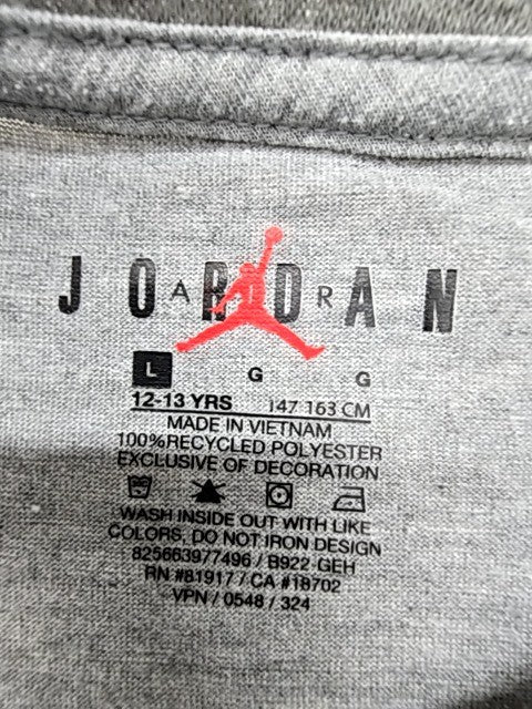 Jordan Boys Heather Gray Graphic T-Shirt Size 12-13 Yrs Crew Neck