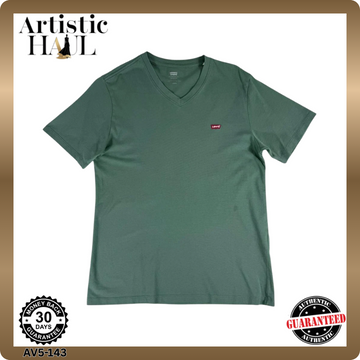 Levi's Standard Fit V Neck T-Shirt Green Size S Made in Bangladesh