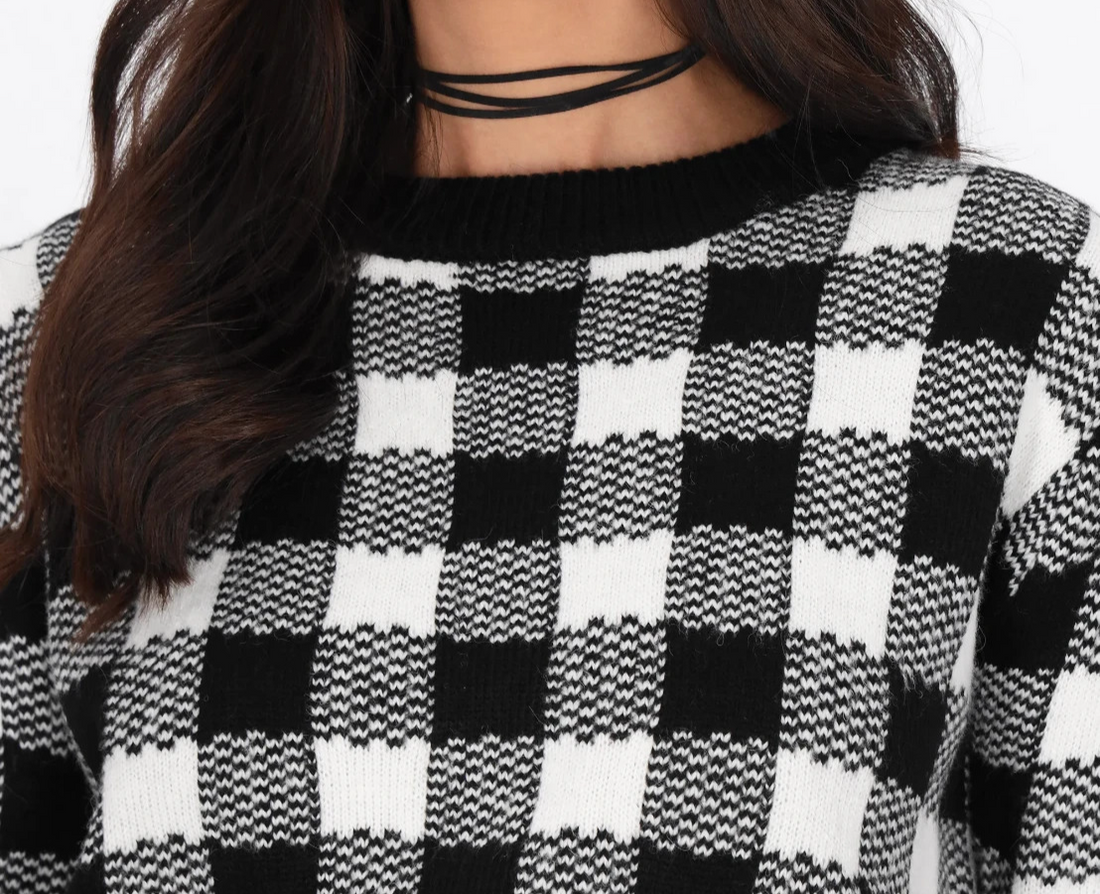 Miso Women'S Black And White Jumper Size 6