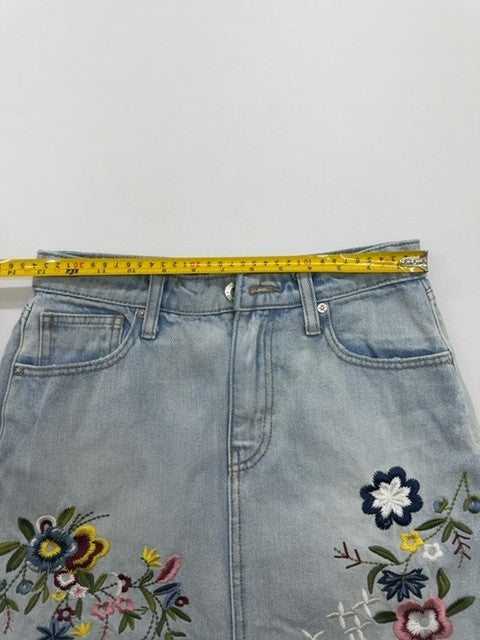 Stradivarius Women Light Blue Embroidered Denim Shorts Size 36 Regular New