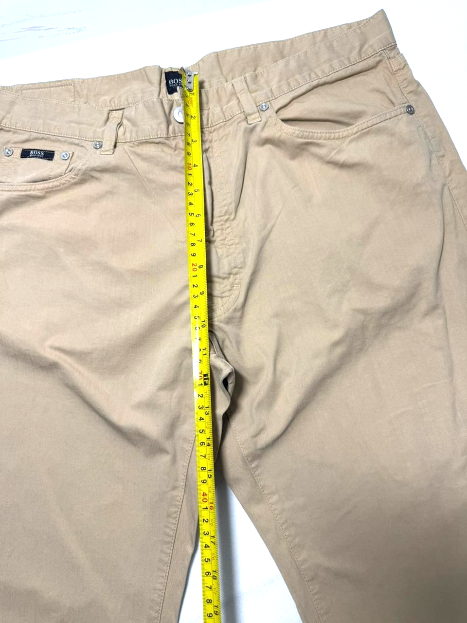 Hugo Boss Arkansas 1 Regular Fit Cotton Chino Jeans In A Beige - Size 36