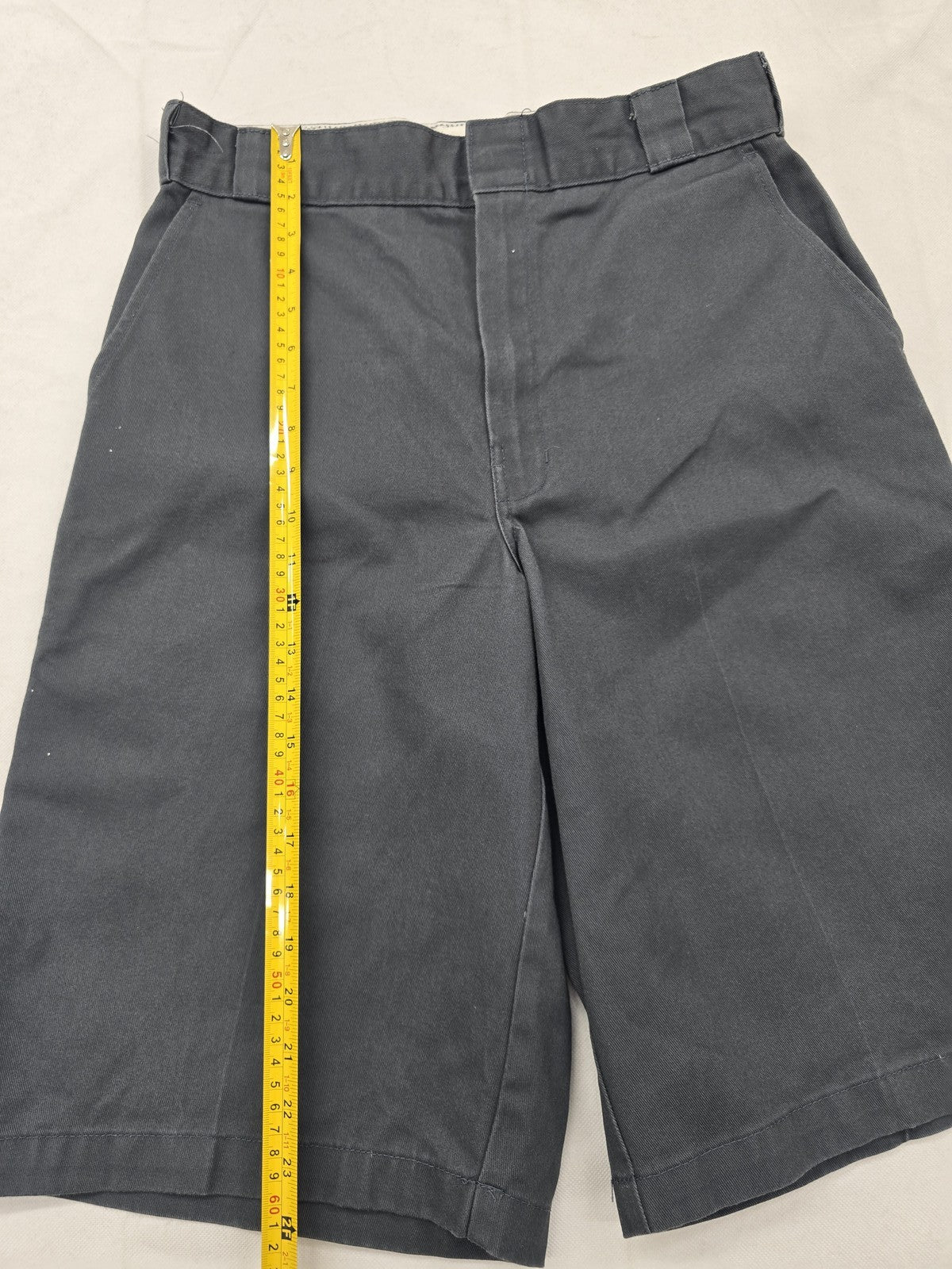 Dickies Men Shorts size 31X15 product image 7