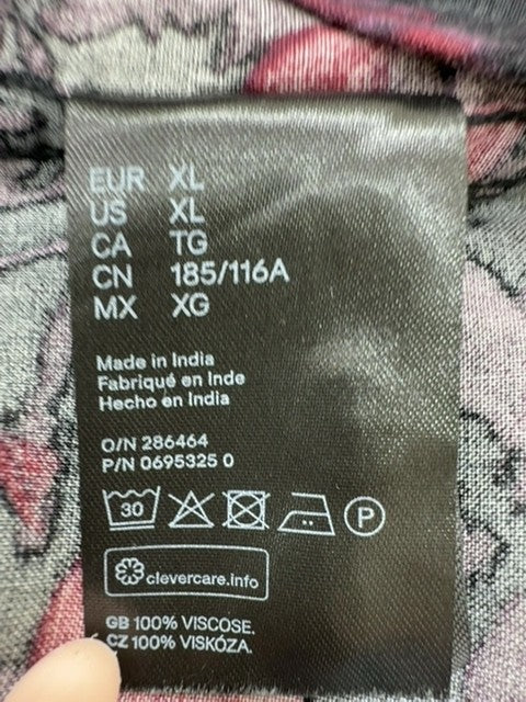 H&M Men Black Shirt size XL product image 4