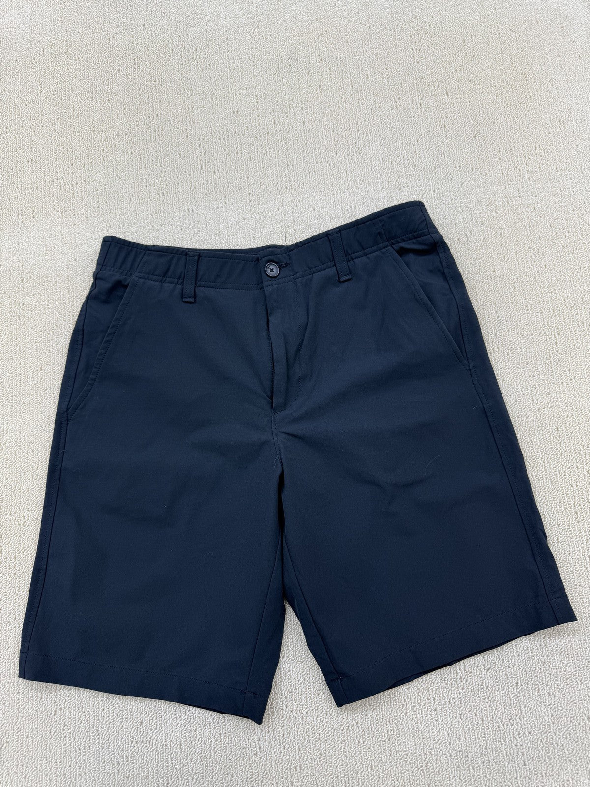 Under Armour Men's Navy Golf Shorts Stretch Regular Size NWT