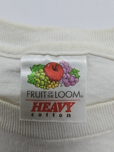 Fruit of Loom Men White Graphic Print T-Shirt Size M Regular Crew Neck