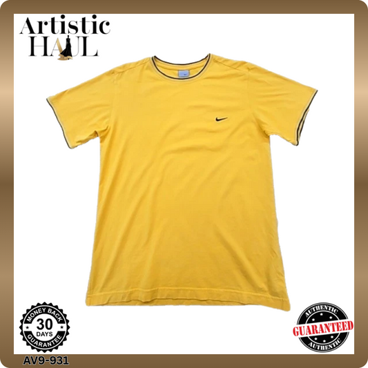 Vintage Nike Men's Yellow T-Shirt – Size M, Embroidered, Short Sleeve