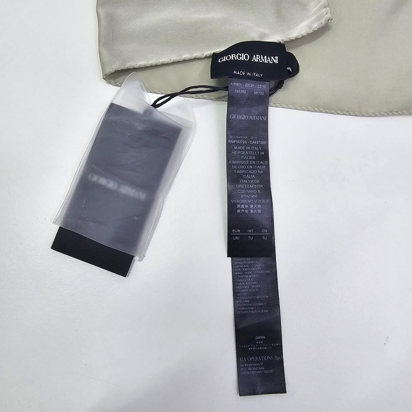 Giorgio Armani Light Grey Scarf with Signature Logo One Size BNWT