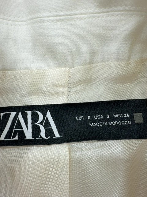 Zara Women's White Oversized Tailored Blazer Size S Shoulder Pads Gold Buttons
