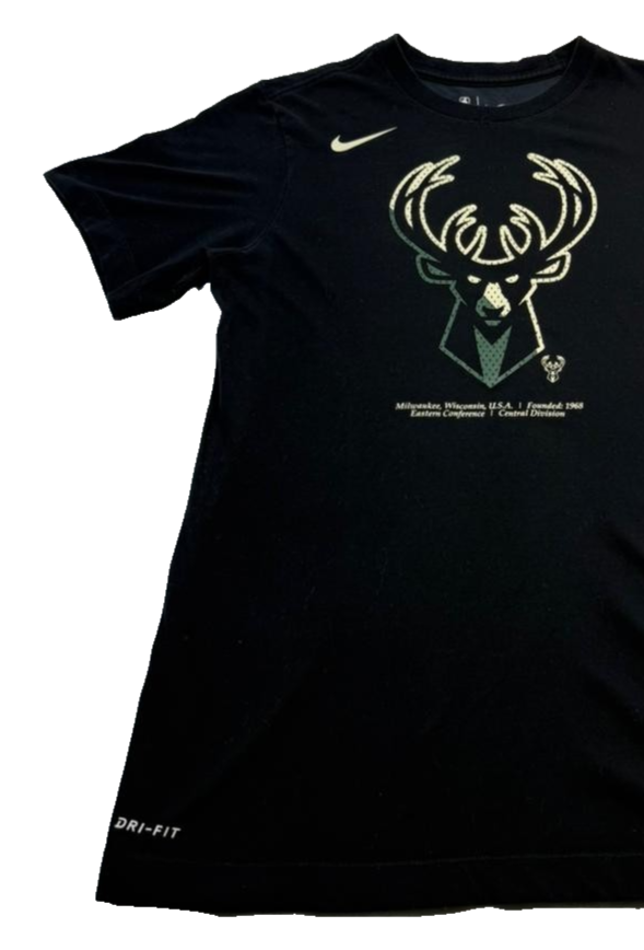 Nike Men's Black Milwaukee Bucks Nba Graphic Dri-FIT T-Shirt Short Sleeve Size S