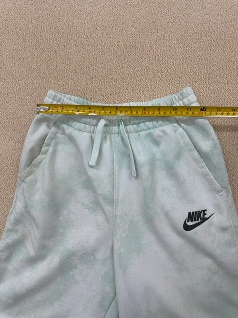 Nike Boys XL Green Tie-Dye Athletic Shorts Gym Training