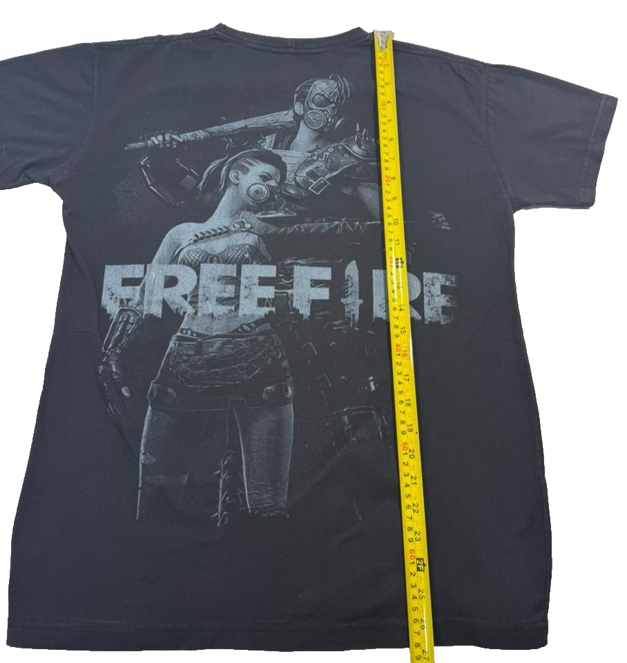 Black Free Fire Graphic Print T-Shirt Unisex - Size S