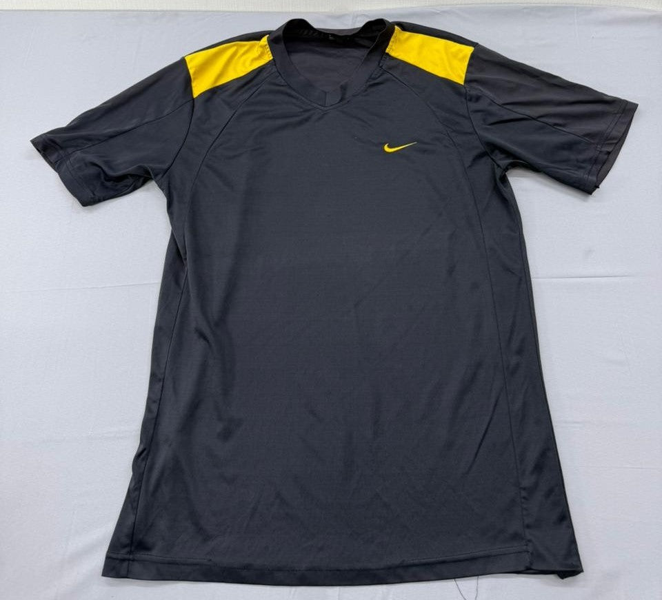Nike Men's Black Color Block Athletic T-Shirt L Yellow Panels Swoosh